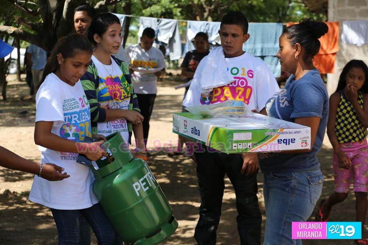 Intensa entrega de miles de cocinas en comunidades de Chinandega tras terremoto
