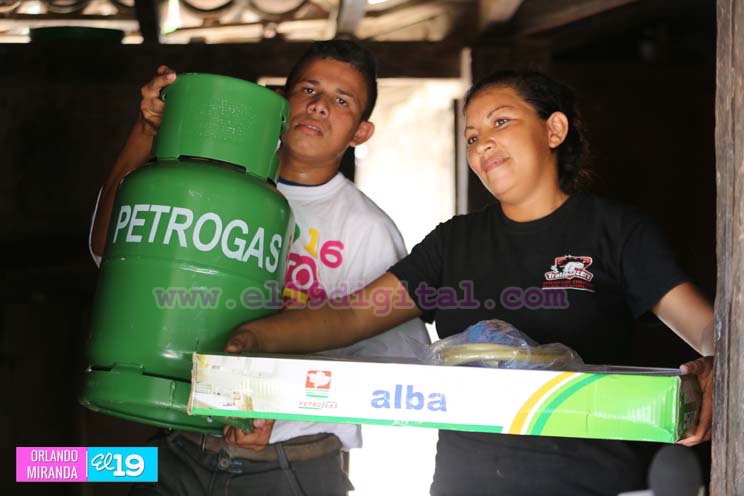 Intensa entrega de miles de cocinas en comunidades de Chinandega tras terremoto