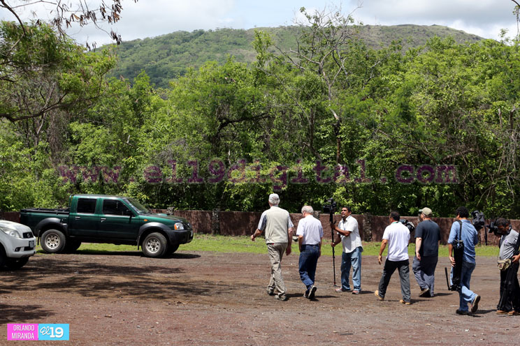 Especialistas del USGS recorren volc&aacute;n Masaya