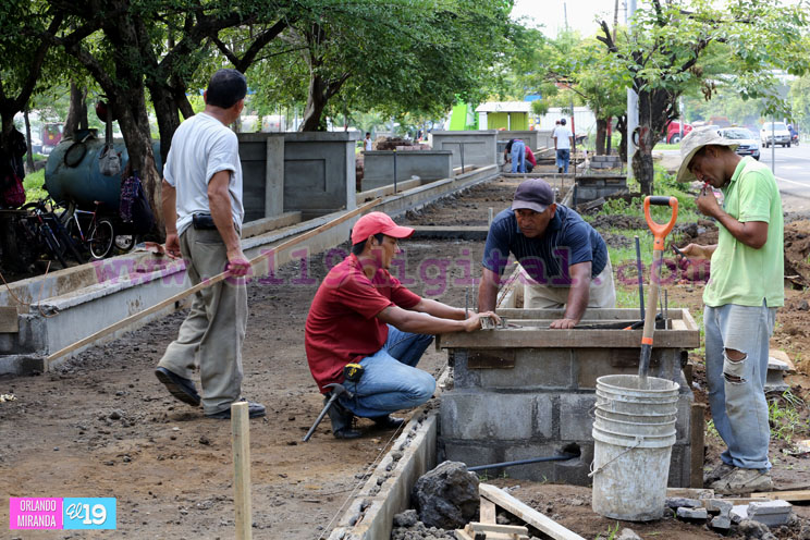 Carlos Fonseca vive en los deseos de más y mejor educación en Nicaragua