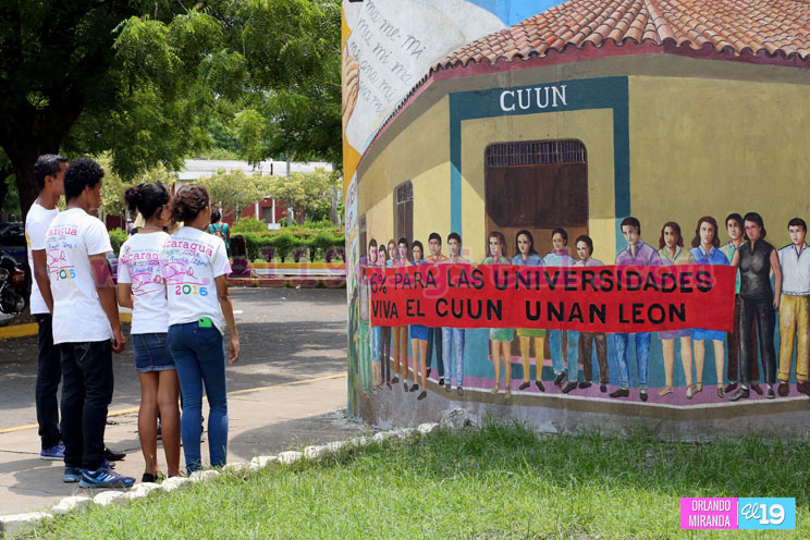 Carlos Fonseca vive en los deseos de más y mejor educación en Nicaragua