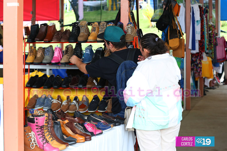 Parque de Ferias dedic&oacute; espacio a la Zapater&iacute;a, Talabarter&iacute;a y Costura Nicarag&uuml;ense