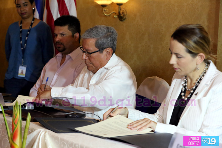 Sinapred y Pacific Disaster Center firman convenio de entendimiento