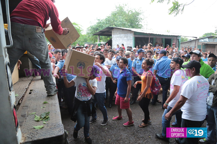 Acompa&ntilde;amiento solidario a familias de Chinandega