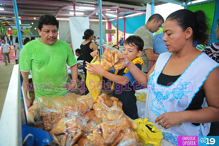 Feria de la Econom&iacute;a Familiar festeja a San Antonio de Padua