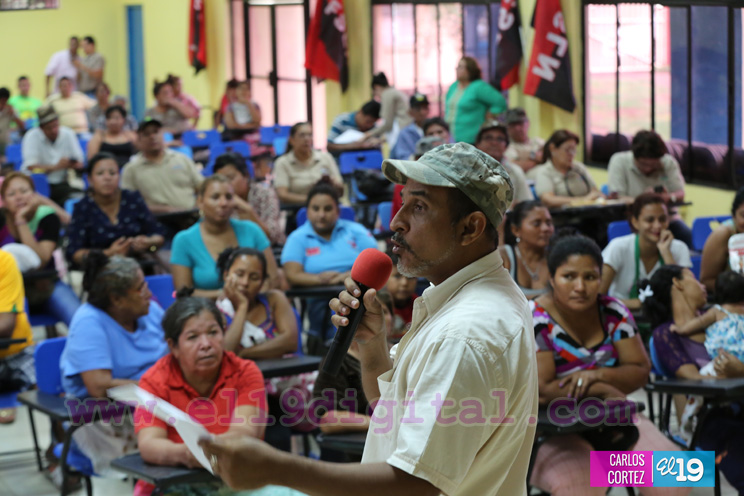 Comerciantes del Mercado Oriental participan de asambleas de reflexi&oacute;n