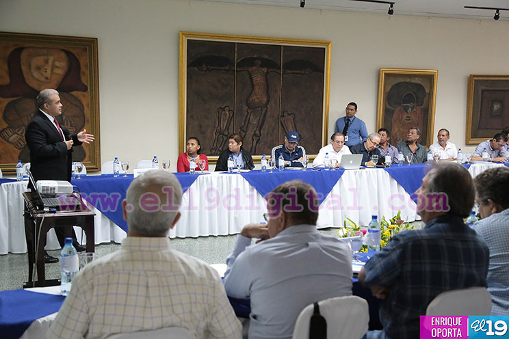Presentan Plan del Ciclo Productivo 2016/2017