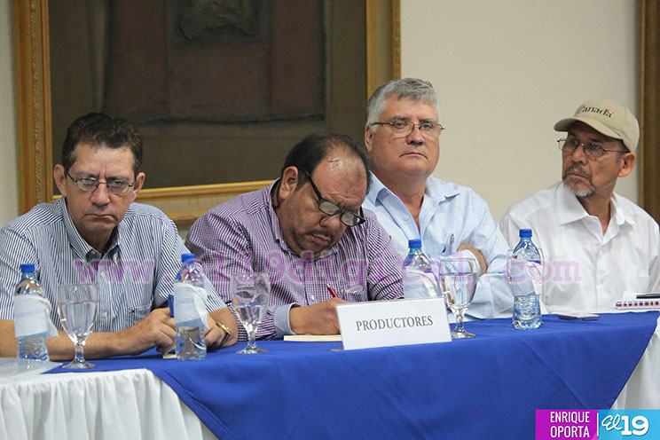 Presentan Plan del Ciclo Productivo 2016/2017