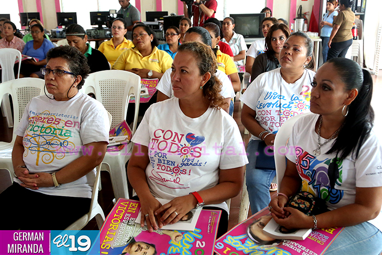 Madres profesionales destacan pol&iacute;ticas de g&eacute;nero y espacios conquistados gracias al Buen Gobierno