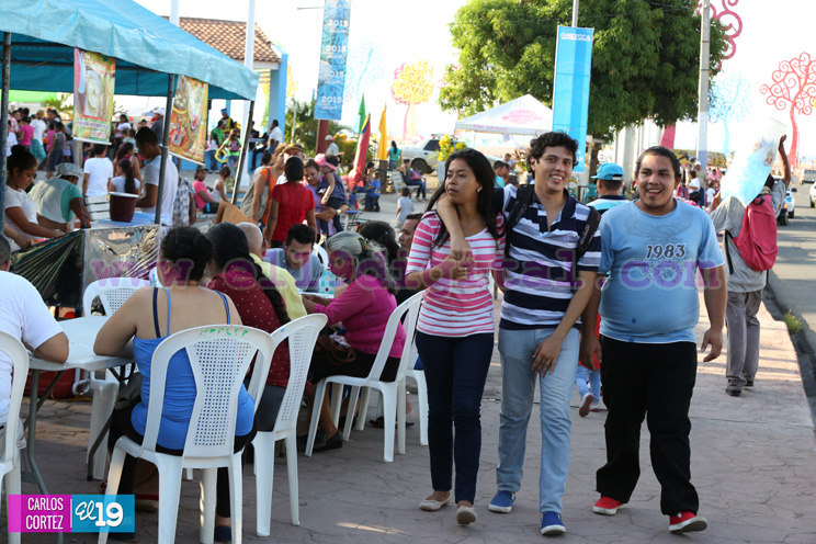 Tiangue Hugo Ch&aacute;vez convoca a los amantes de las bebidas y comidas t&iacute;picas a base del ma&iacute;z
