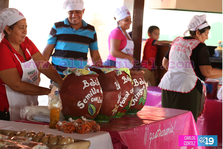 Tiangue Hugo Ch&aacute;vez convoca a los amantes de las bebidas y comidas t&iacute;picas a base del ma&iacute;z