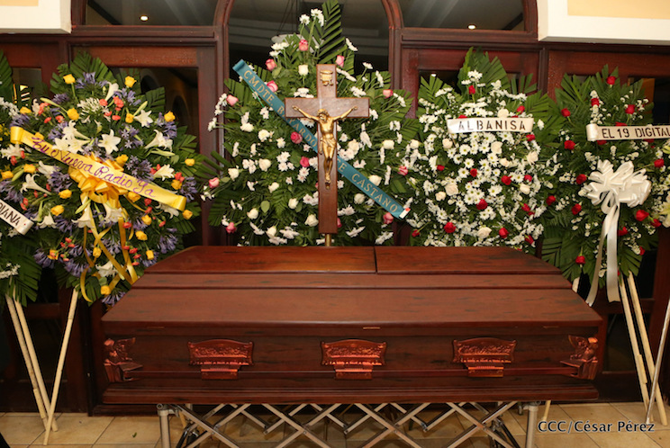 Vela del periodista Marcio Vargas Aguilar