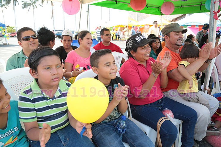 Alcaldía festeja a lo grande a las madres