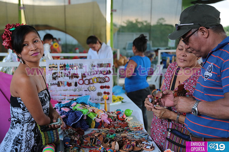 Parque Nacional de Ferias dedicado a las Madres Nicarag&uuml;enses