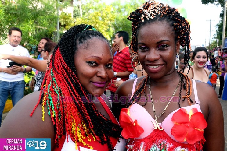 Carnaval en Bluefields: Música, color y tradición en las alegres comparsas del Palo de Mayo