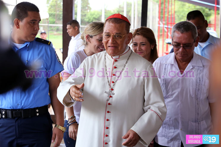 Cardenal Miguel inaugura celebraciones en honor a María Auxiliadora