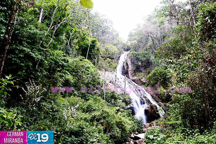 Cascada El Rosario, en Murra, Nicaragua