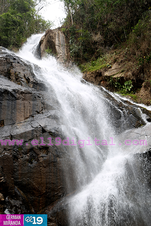Cascada El Rosario, en Murra, Nicaragua
