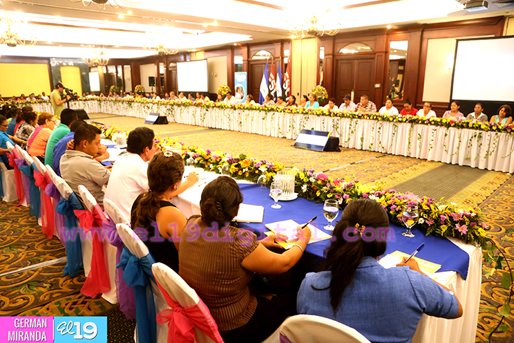 MINED y padres de familia celebran Congreso Nacional de Continuidad Educativa