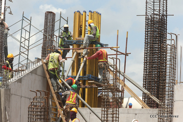 Avanza construcci&oacute;n de Estadio Nacional de B&eacute;isbol