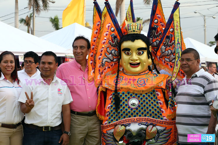 Naciones del mundo convergen en Puerto Salvador Allende para celebrar la diversidad cultural