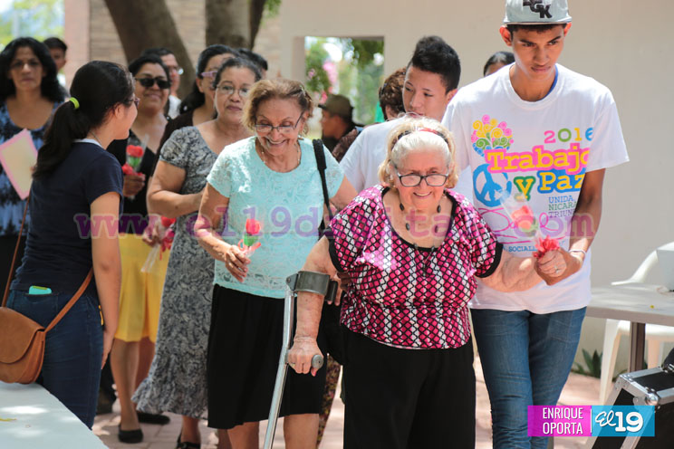Promotor&iacute;a Solidaria celebra a las Madres de H&eacute;roes y M&aacute;rtires