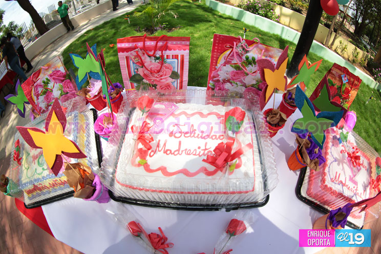 Promotor&iacute;a Solidaria celebra a las Madres de H&eacute;roes y M&aacute;rtires