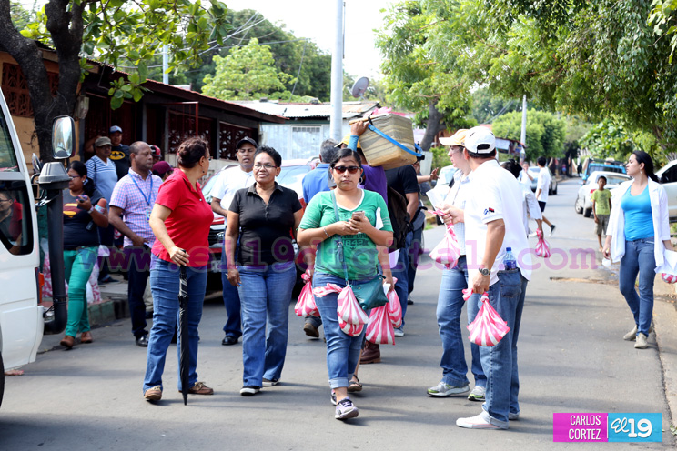 Familias de Batahola Norte son visitadas por brigadistas de salud durante el fin de semana