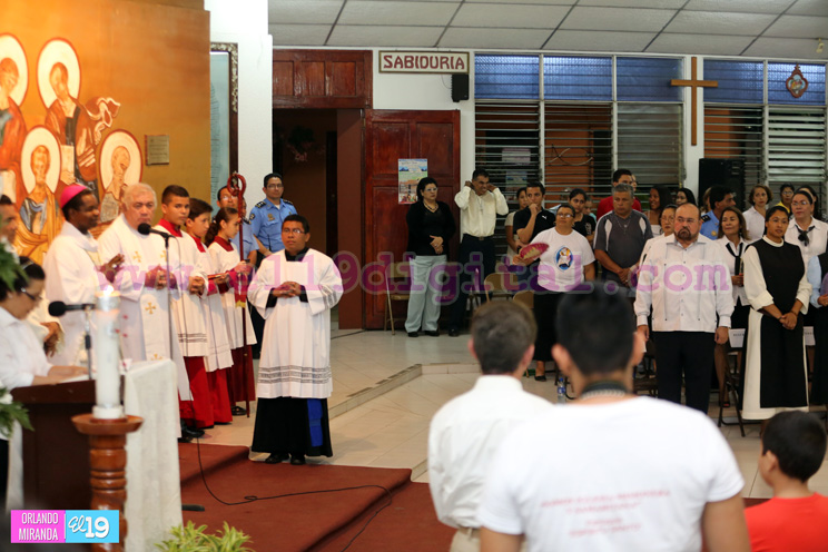 Iglesia Espíritu Santo celebra misa por los 40 años de fundación