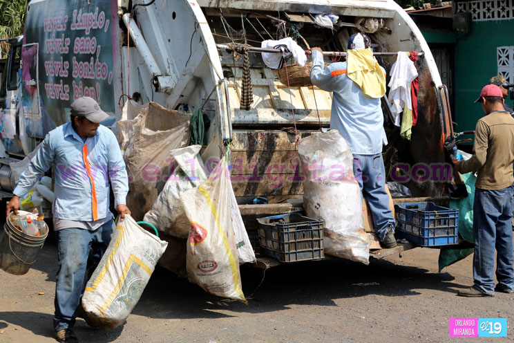 Recolecci&oacute;n domiciliar de basura abona a la lucha contra las epidemias