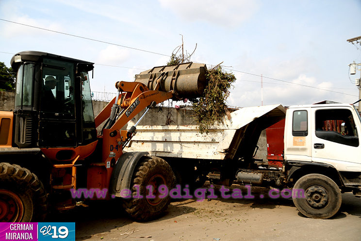 Eliminaci&oacute;n de botaderos ilegales de basura en Managua