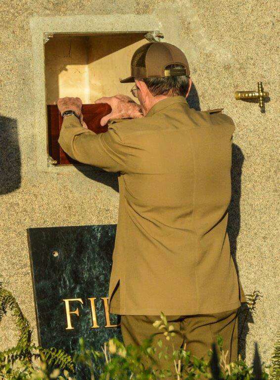 Fidel_Descansa