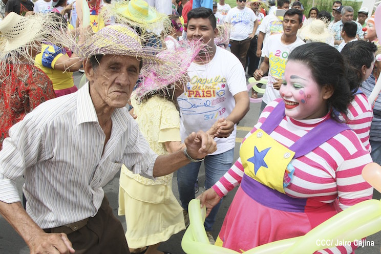 Caminata Adultos Mayores