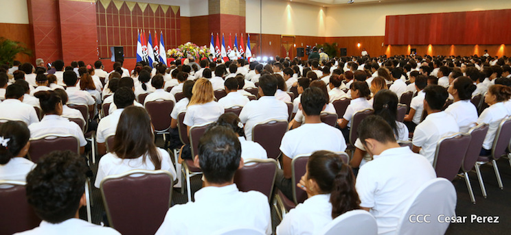Universidad Abierta en L&iacute;nea de Nicaragua