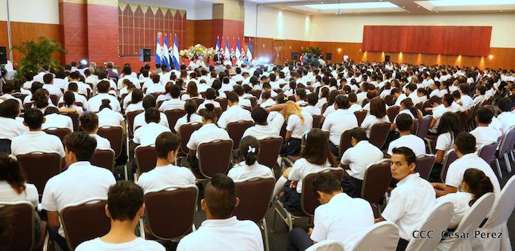Universidad Abierta en L&iacute;nea de Nicaragua