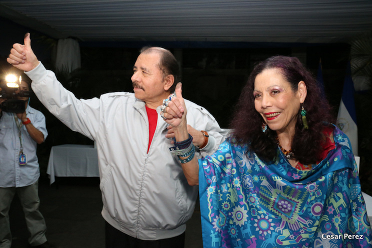 Daniel y Rosario Votan