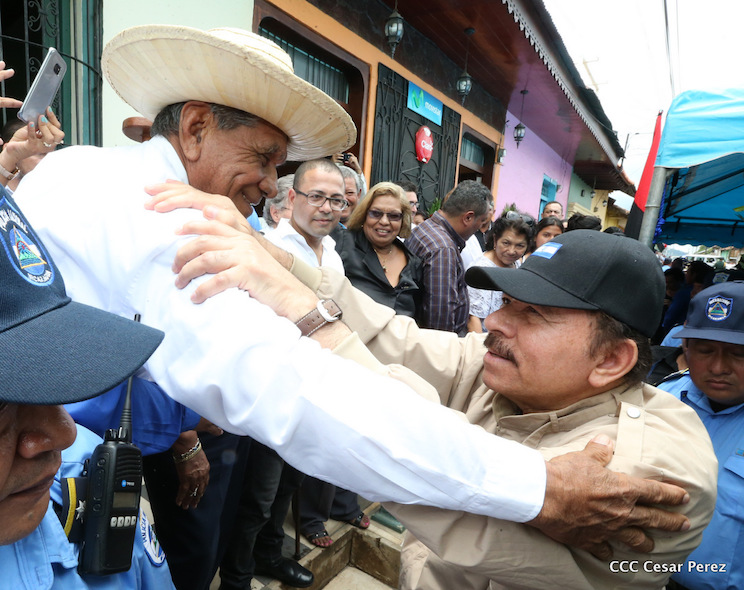 Honras_Funebres_Rene_Nu&ntilde;ez