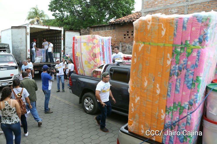Entrega ayuda