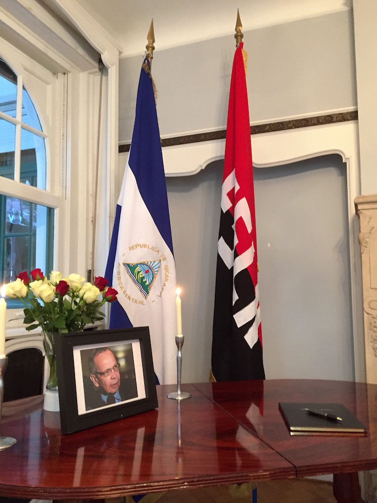 Libro_de_Condolencias