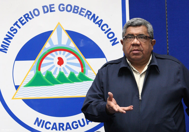 Luis Ca&ntilde;as