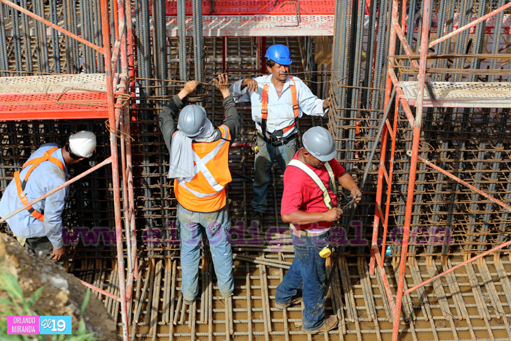 Parque Luis Alfonso Vel&aacute;squez
