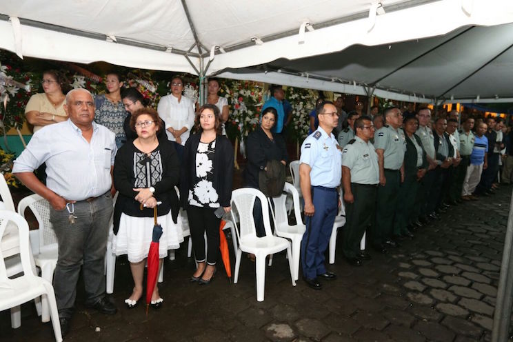 Vela del compañero René Núñez en León