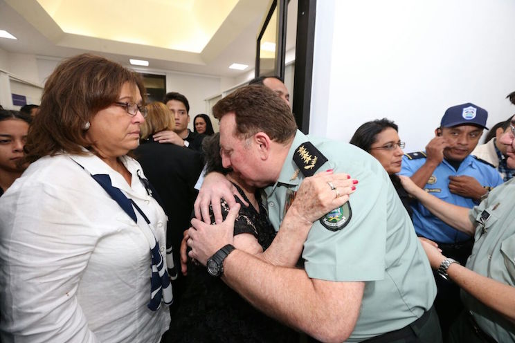 vela de cuerpo presente del compañero René Núñez Téllez