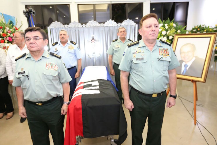 vela de cuerpo presente del compañero René Núñez Téllez