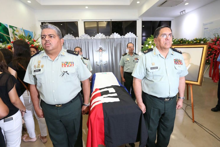 vela de cuerpo presente del compañero René Núñez Téllez
