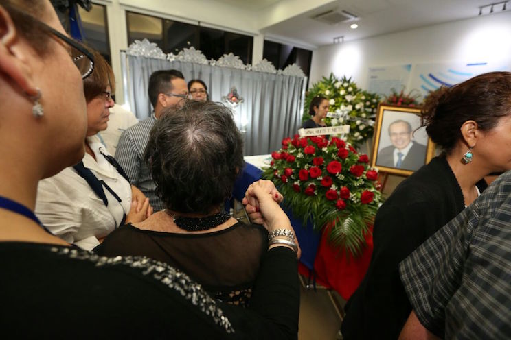 vela de cuerpo presente del compañero René Núñez Téllez