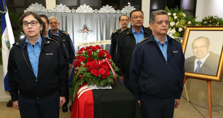 vela de cuerpo presente del compañero René Núñez Téllez