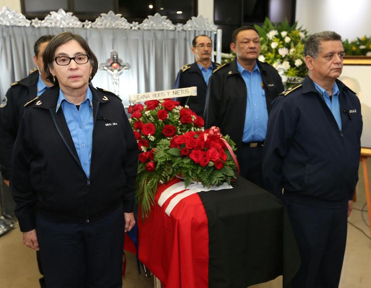 vela de cuerpo presente del compañero René Núñez Téllez