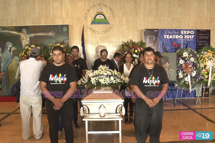 homenaje