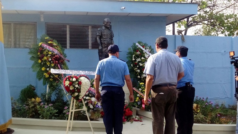 homenaje
